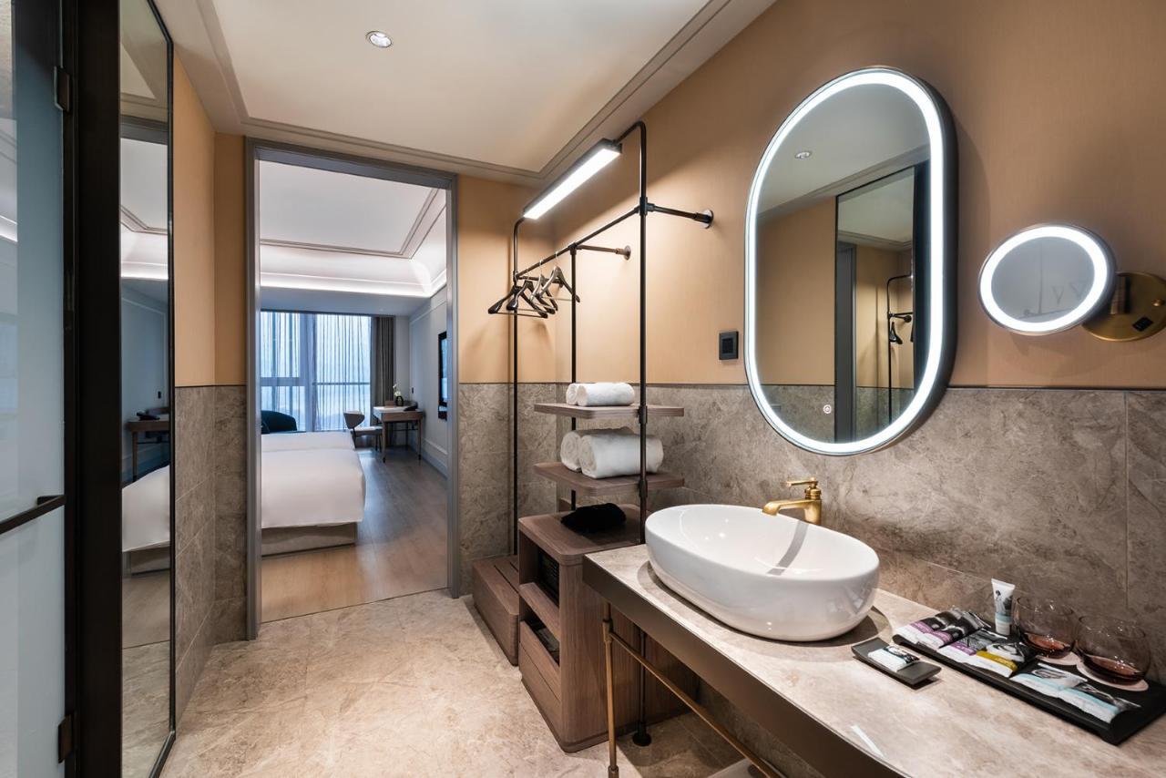 Mercure Lanzhou Downtown Exterior photo
